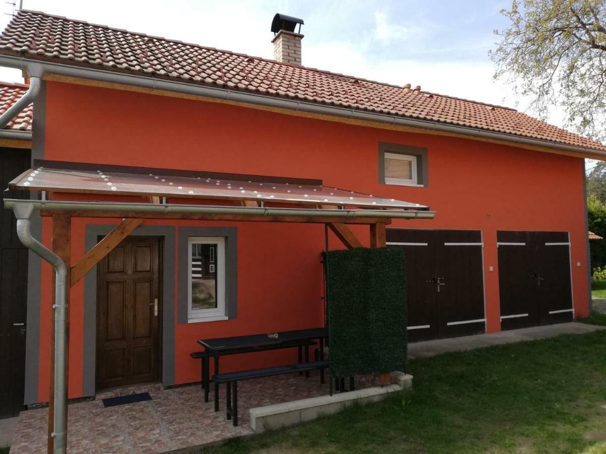 Chalupa Erika Dobšín Zewnętrze zdjęcie